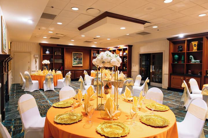 Banquet hall