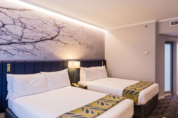 Room 13 of 54