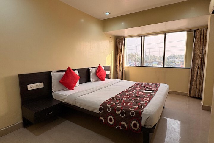 Room 14 of 28