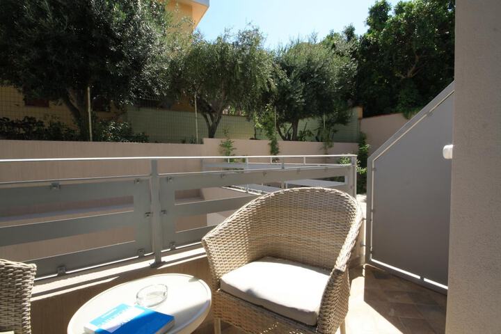 Terrace/Patio 21 of 51