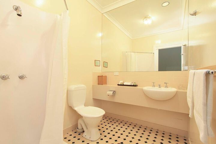 Bath Interior