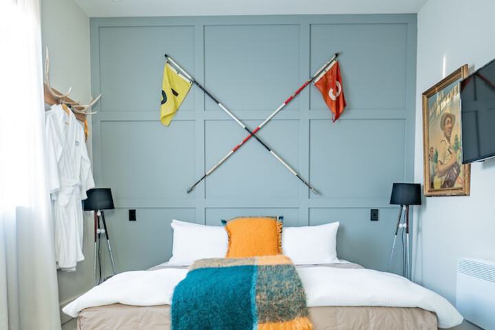 Room 16 of 53