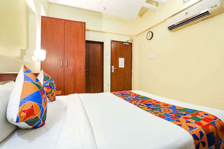 Room 20 of 29