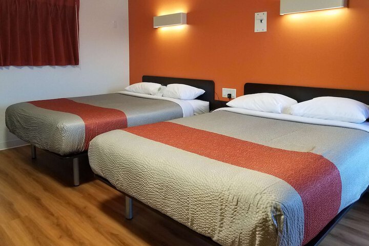 Room 47 of 69