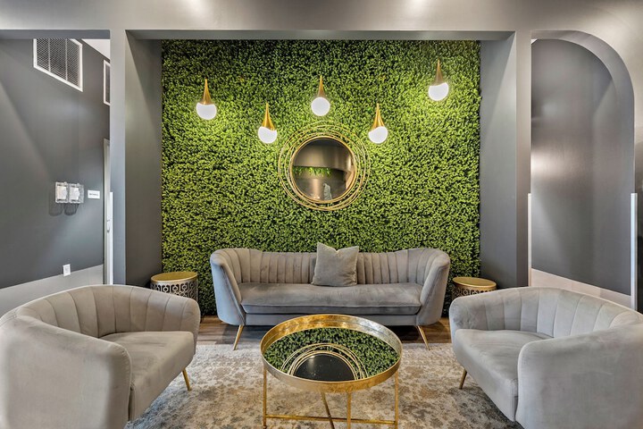 Hotel Interior 7 of 165