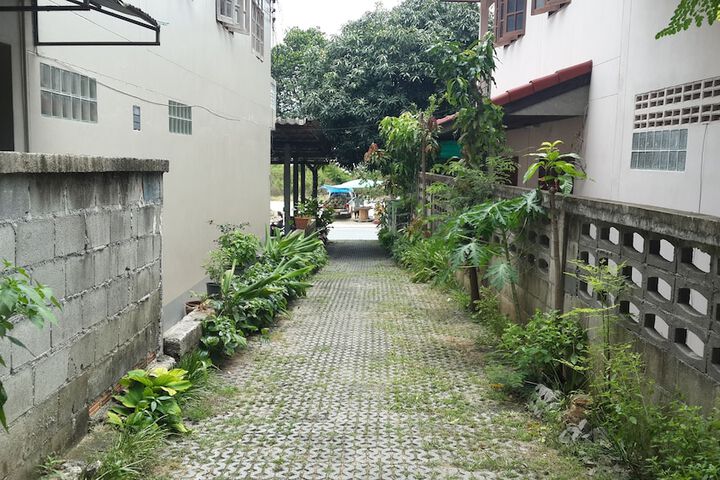 Property Grounds 14 of 17