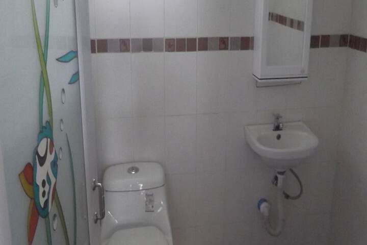 Room 35 of 38