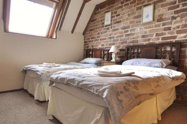 Room 2 of 22