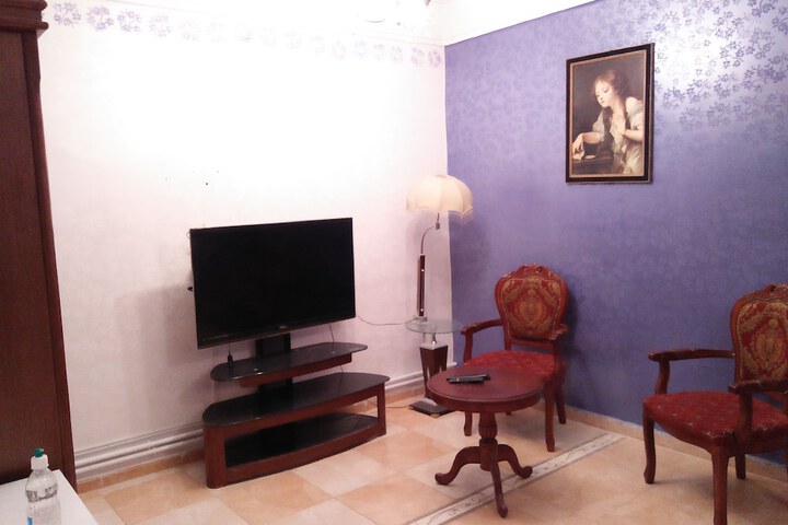 Room 36 of 62