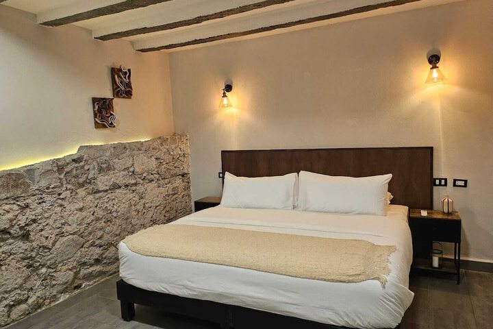 Room 20 of 75