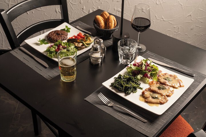 Dining 49 of 74