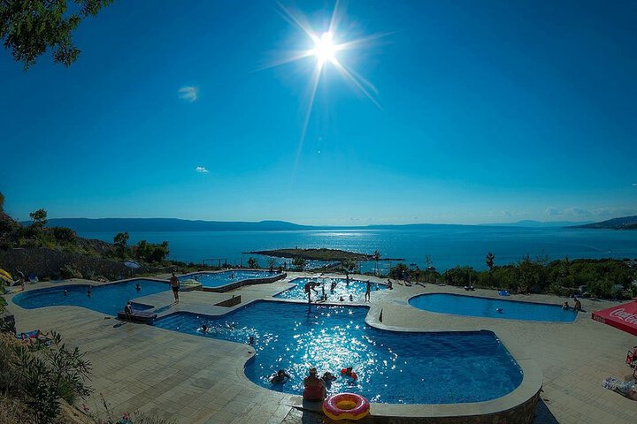 Pool 27 of 59
