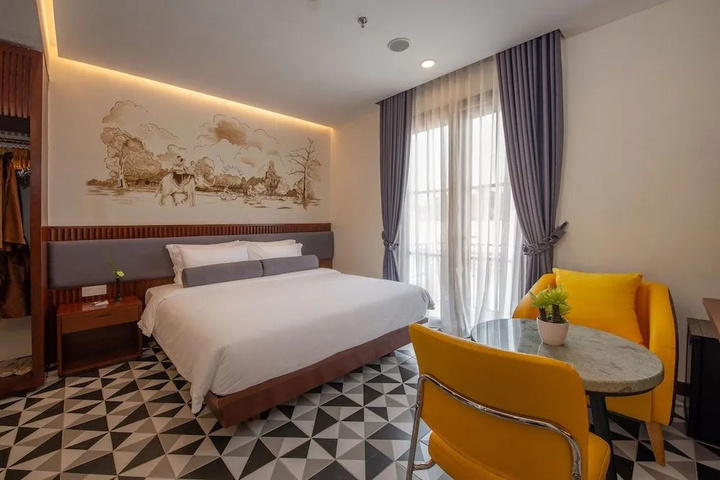 Room 6 of 21