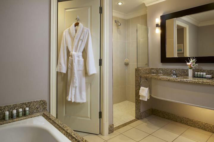 Room 15 of 42