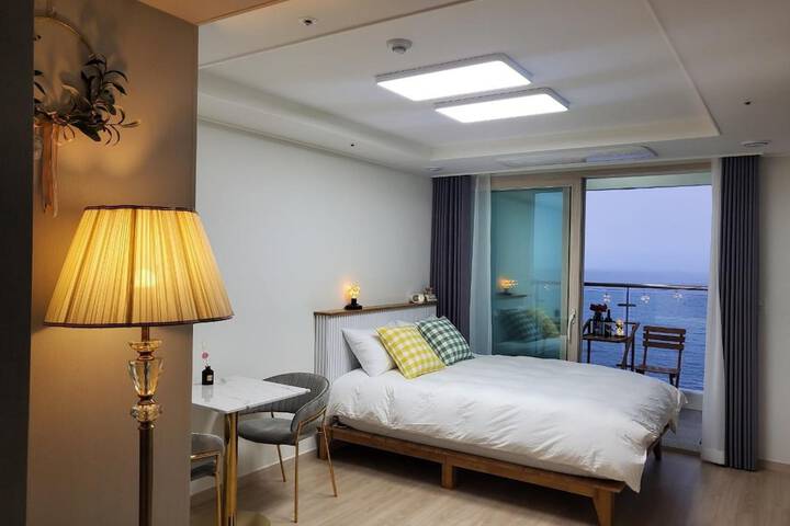 Room 276 of 640