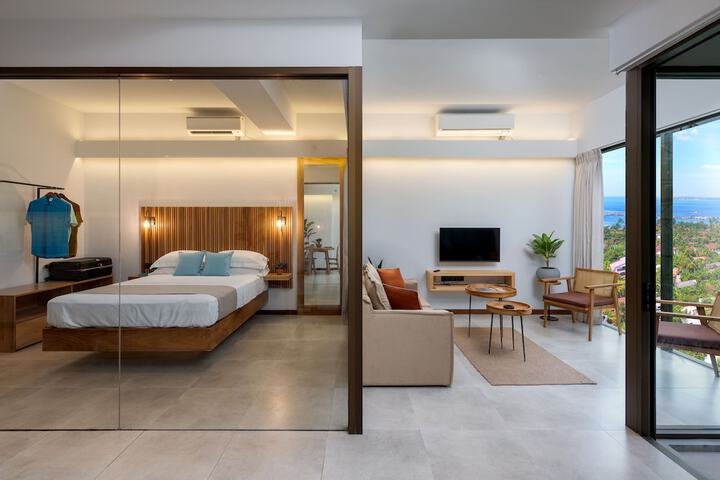 Room 5 of 7