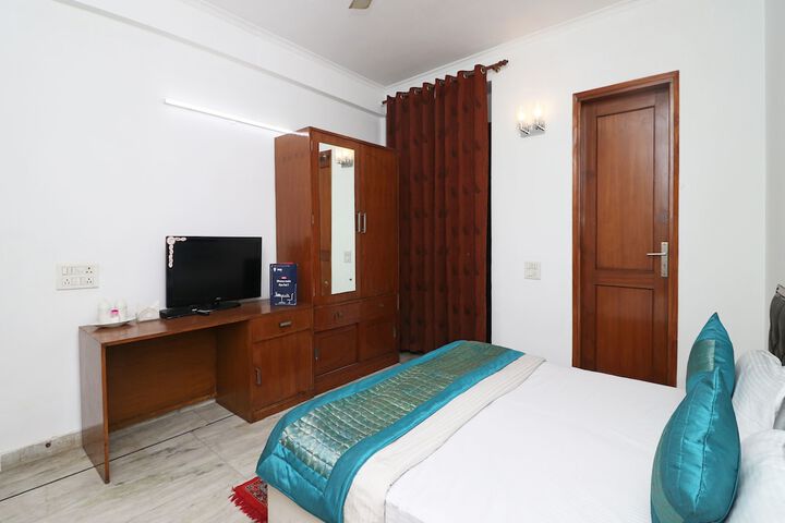 Room 15 of 27