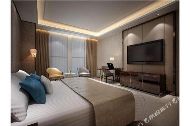 Anqing Taohuayuan Hotel