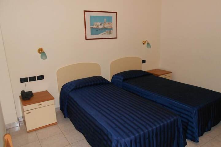 Room 2 of 9