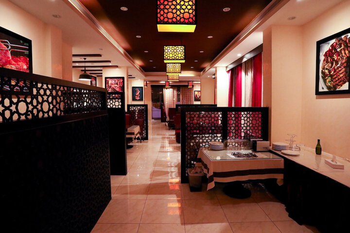 Dining 29 of 36