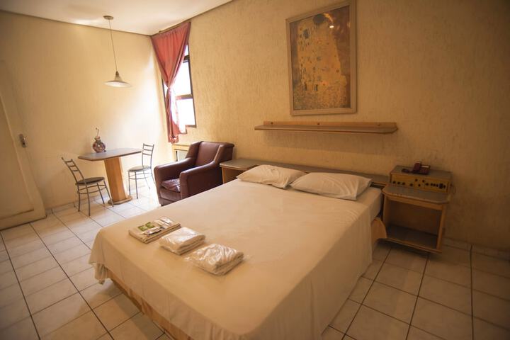 Room 11 of 24