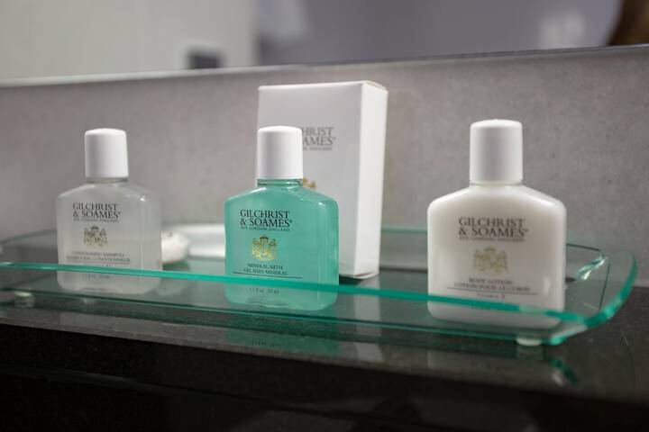 Room amenity