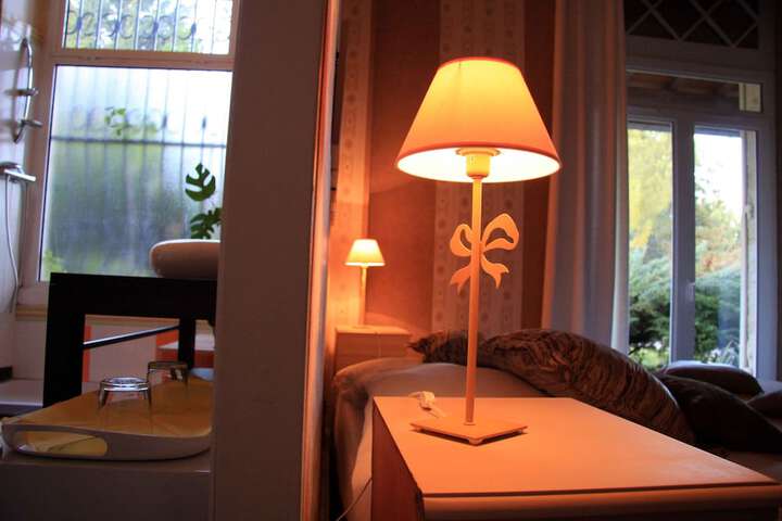 Room 27 of 74
