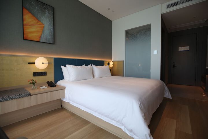 Room 8 of 57
