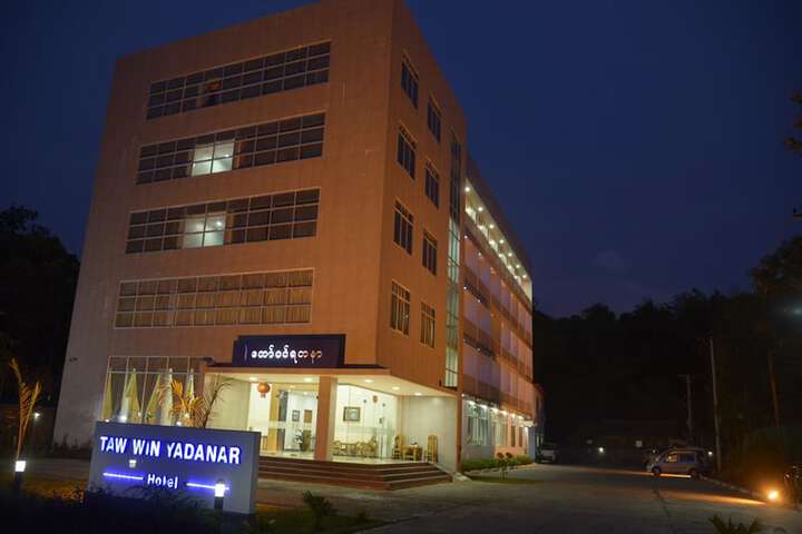 Taw Win Yadanar Hotel