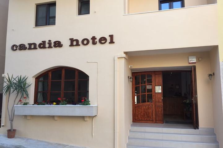 Hotel 77 of 78