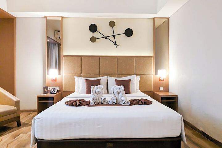 Room 49 of 64