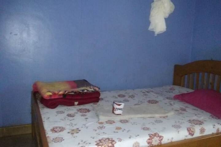 Room 4 of 15