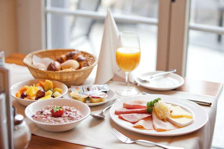 Breakfast/Coffee Service 41 of 54