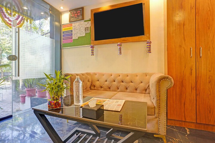 Hotel Interior 7 of 40
