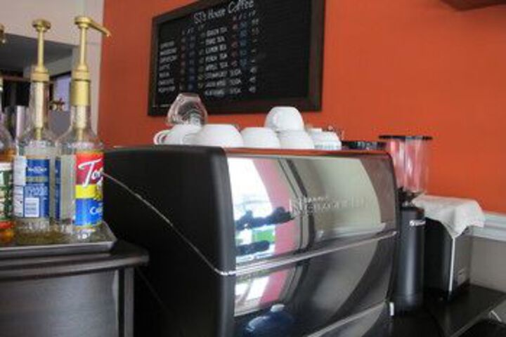 Breakfast/Coffee Service 4 of 24