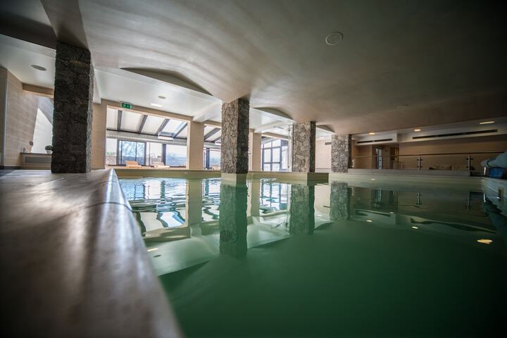 Hotel with Pool