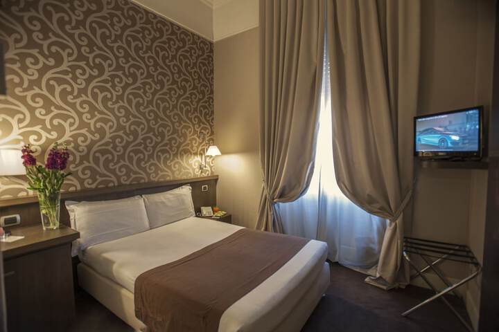 Room 50 of 53