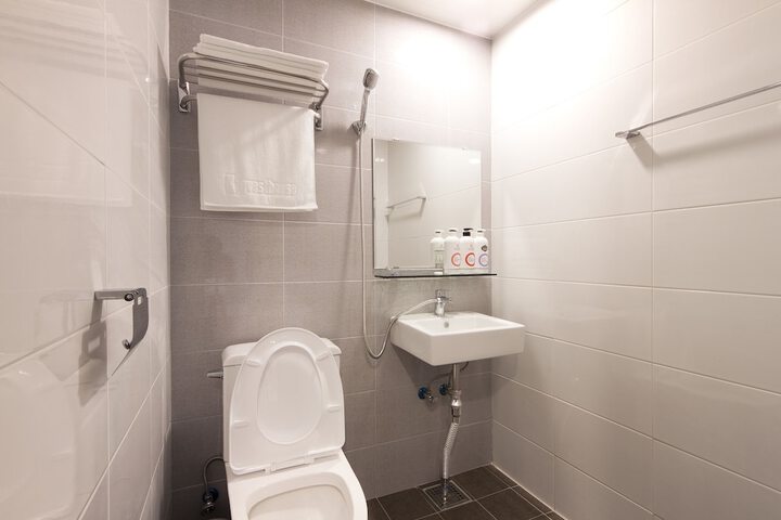 Clean Restrooms