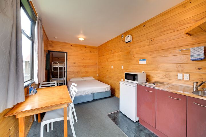 Room 3 of 59