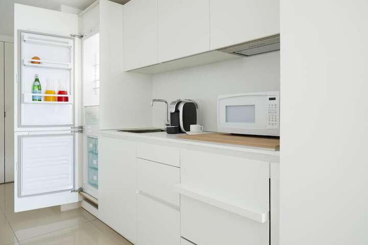 Room 25 of 152