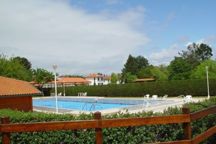 Pool 22 of 42