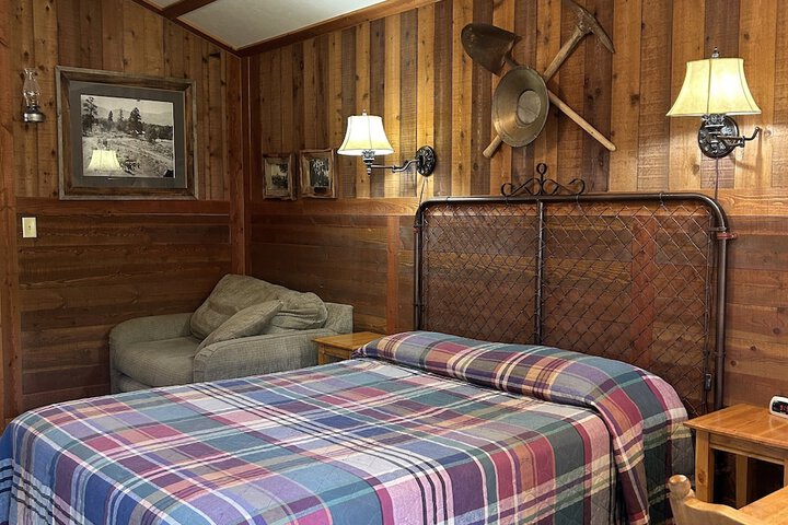 Room 14 of 64