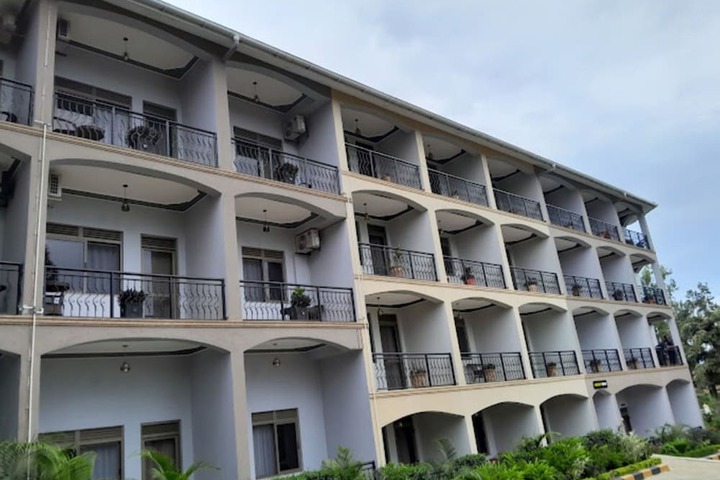 Room 17 of 46