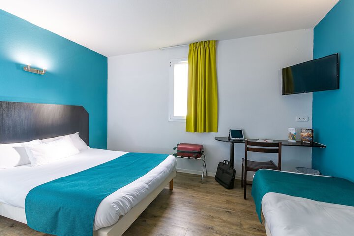 Room 10 of 41