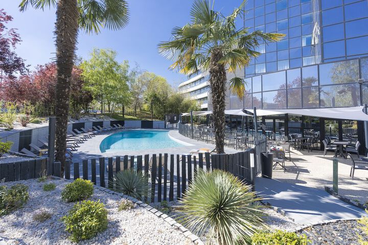 Pool 143 of 278