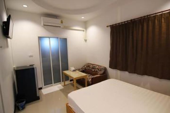 Room 17 of 22
