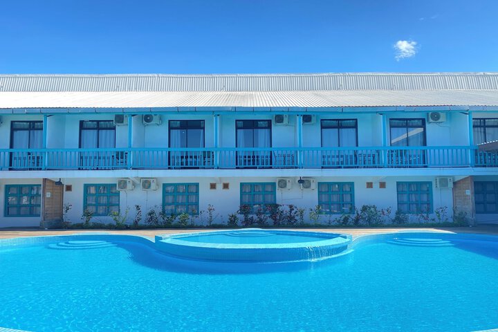 Pacific Crown Hotel