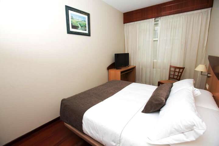 Room 17 of 53