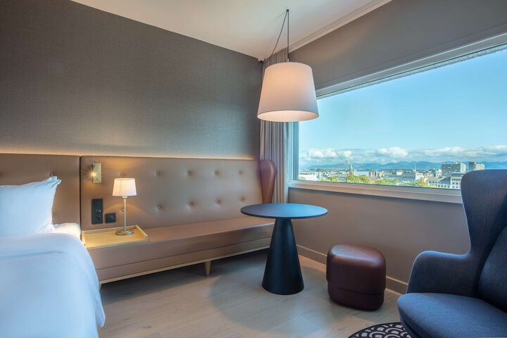 Room 45 of 117