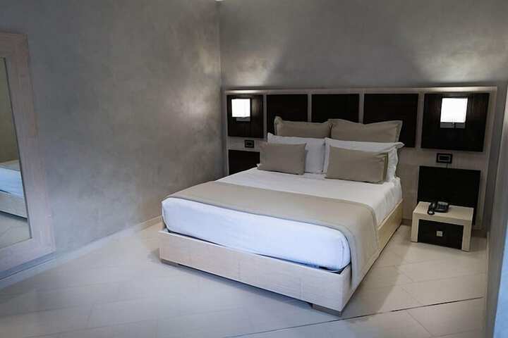 Room 10 of 57